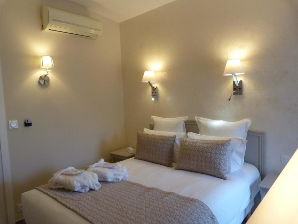 Bastide de l'Oliveraie - Chambres & Suites
